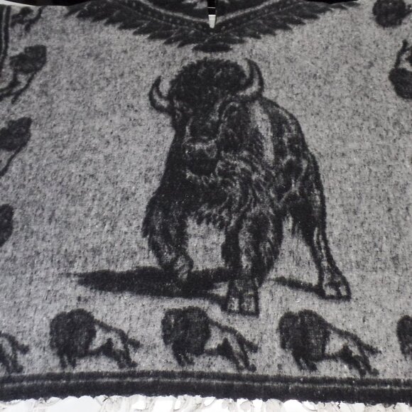 BUFFALO Poncho REVERSABLE Cotton/Wooly Fleece BLACK/WHITE EX LARGE NWOT - Picture 3 of 4